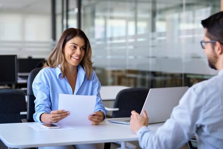 A Guide for Writing an Executive - How To Write An Executive Cv 768x512 